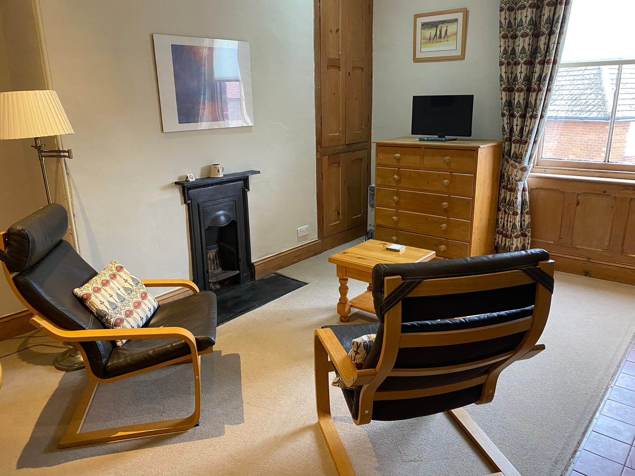 Apartment 5 - Seating