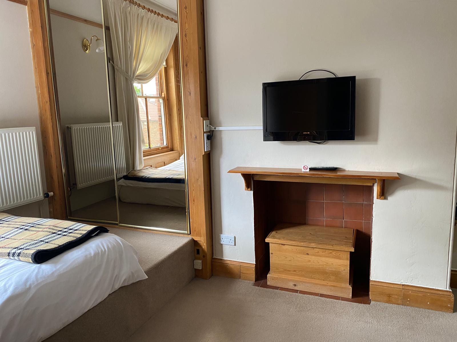 Apartment 5a